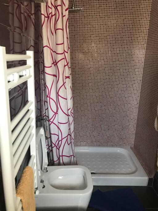 Vela Apartment Brindisi Bagian luar foto