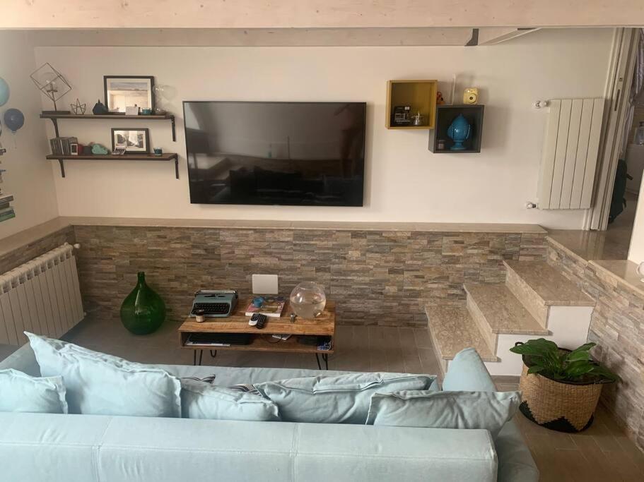 Vela Apartment Brindisi Bagian luar foto